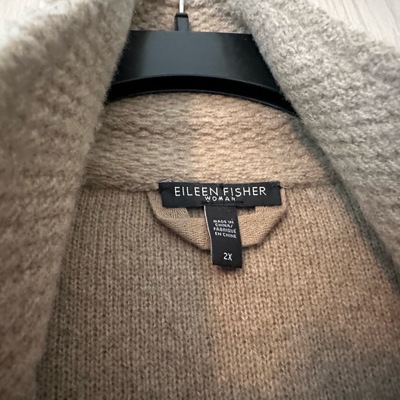 EILEEN FISHER Jacket Felted Merino Lambswool Size 2X. Worn a few occasions. - Picture 4 of 15